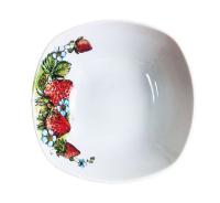 Салатник 550мл квадратный Клубника фарфор 093152