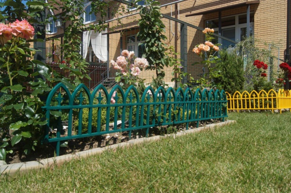 Забор. Кованый цветок 3м*30см 5-ти секционный зеленый Забор. Кованый цветок 3м*30см 5-ти секционный зеленый